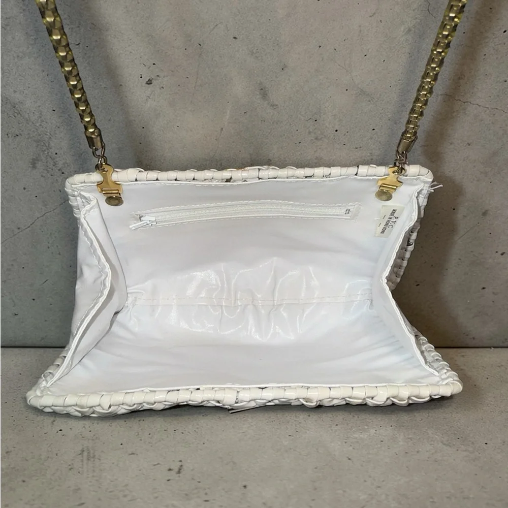 Vintage White Woven Clutch Purse Gold Chain Strap Convertible Shoulder Bag - Picture 6 of 8